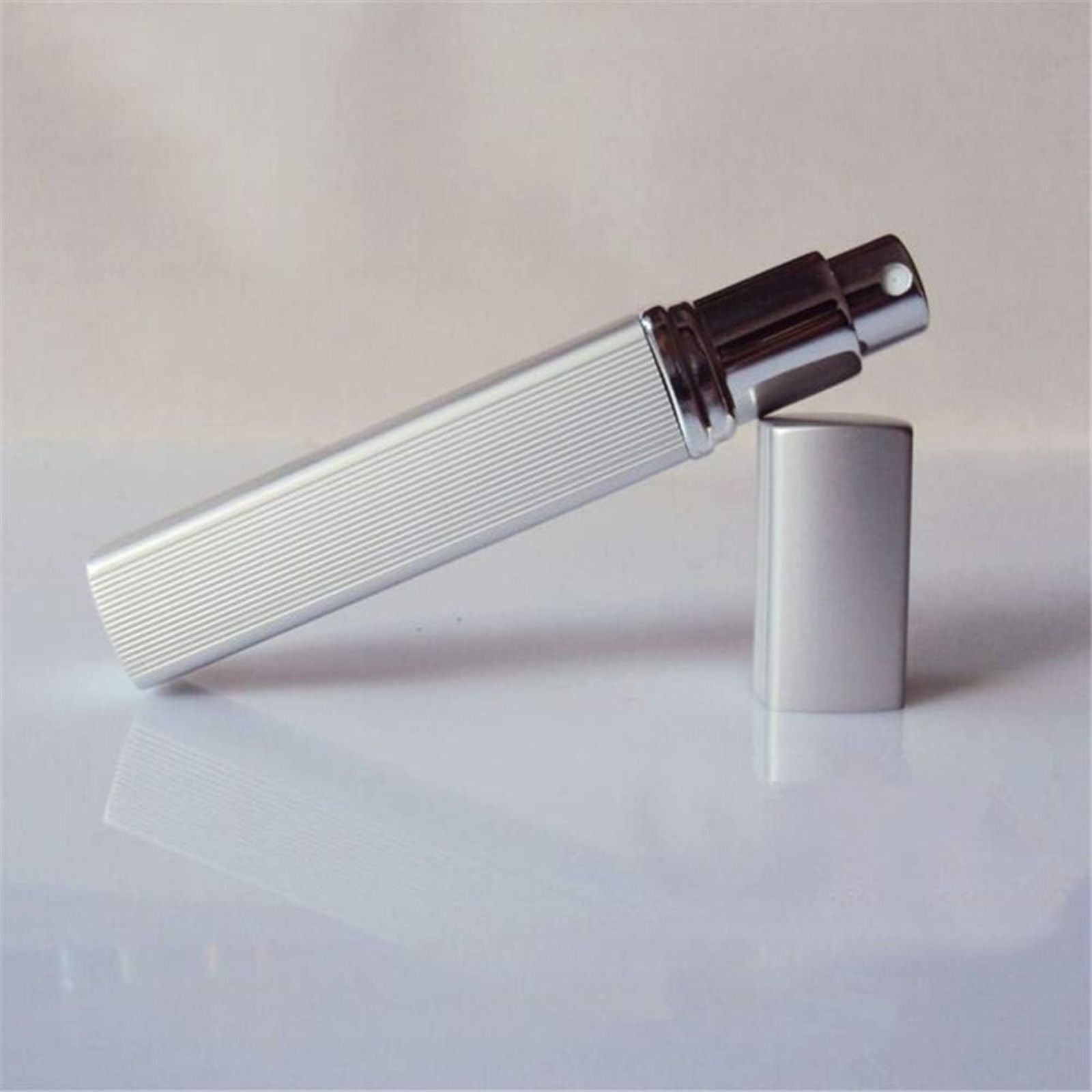 Refillable Scent Bottle 12ml Travel Portable Mini Perfume Spray Atomiser Silver