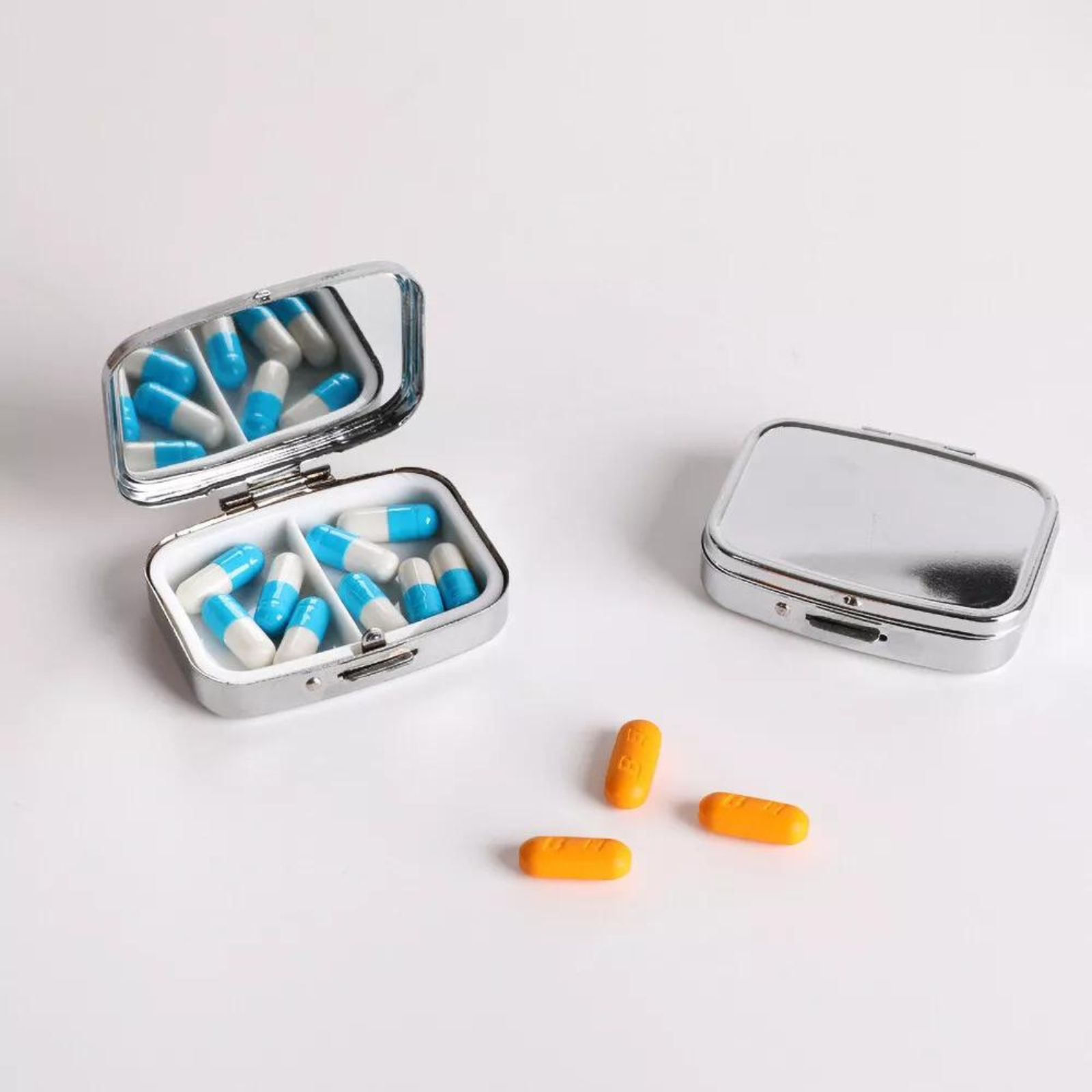 2x Metal Case Container Pill Container Tablet Holder Medicine