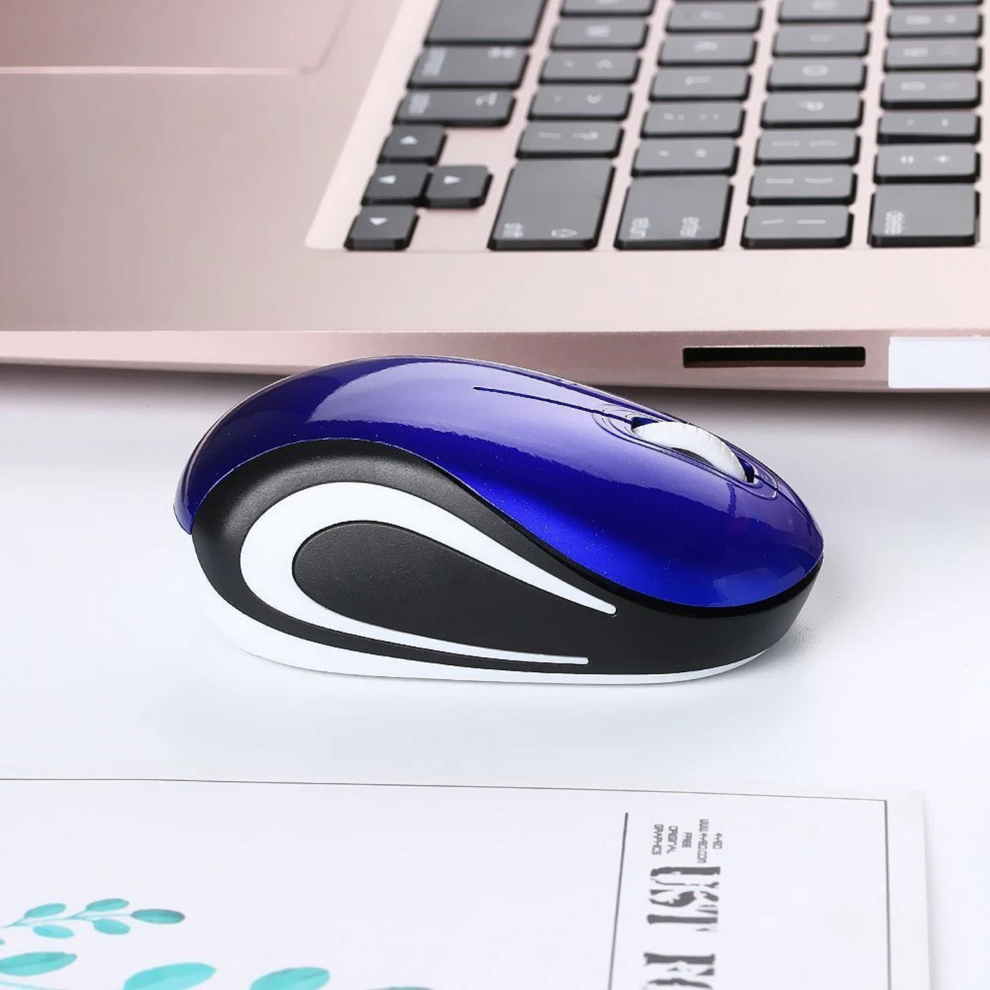 Cordless Optical Mouse Adjustable DPI Wireless Mouse in Blue