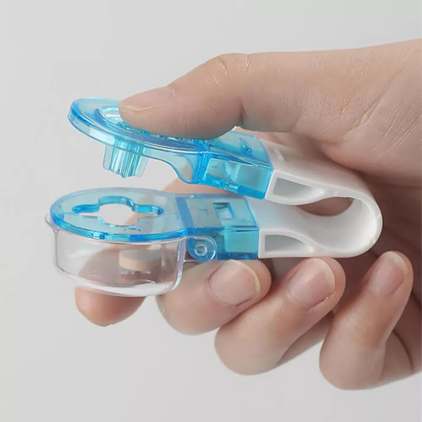 2x Pills Blister Pack Opener Assistance Tool Portable Pill Taker Remover Tablets