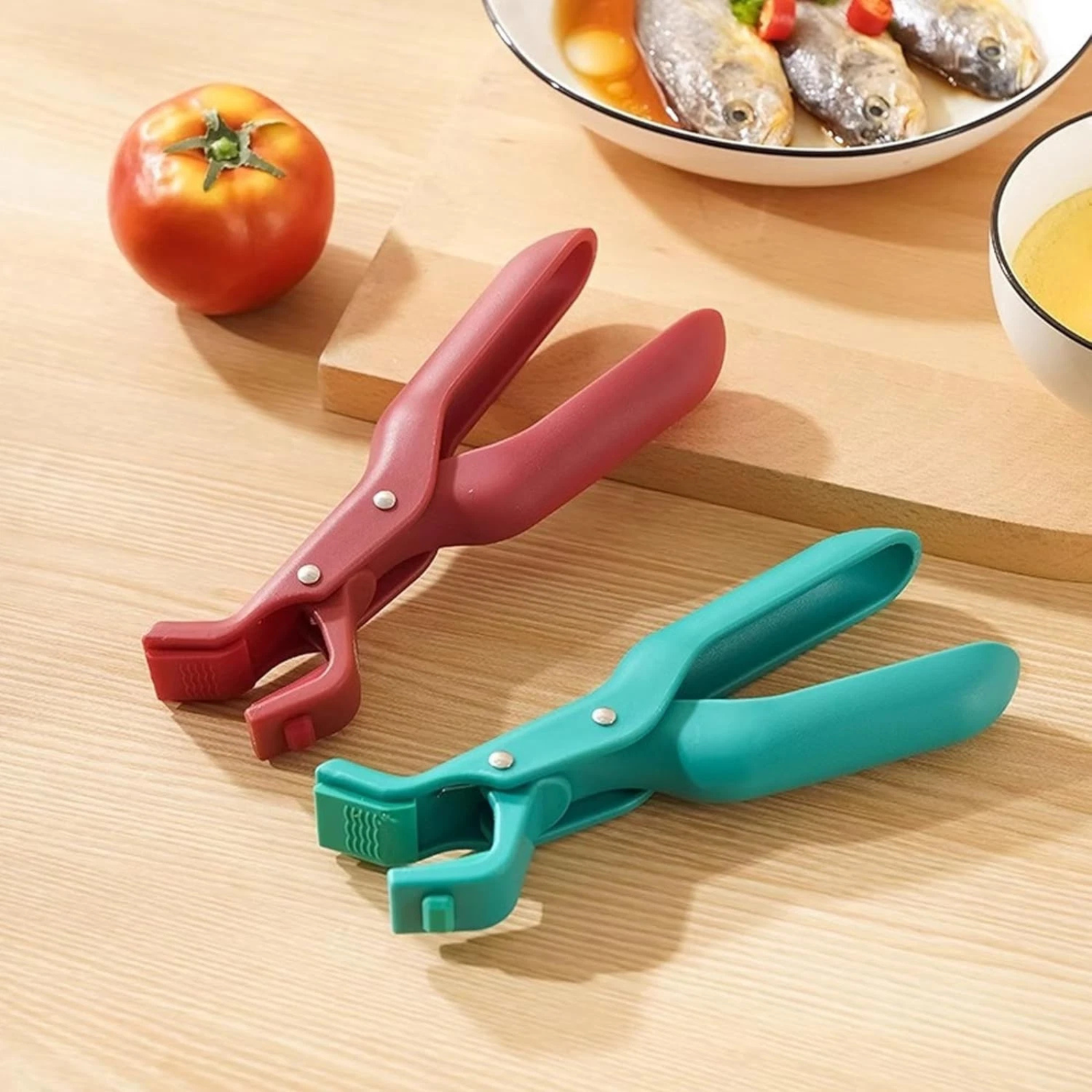 2x Bowl Clips Kitchen Tongs Hot Bowl Gripper Anti-Scalding Different Colours