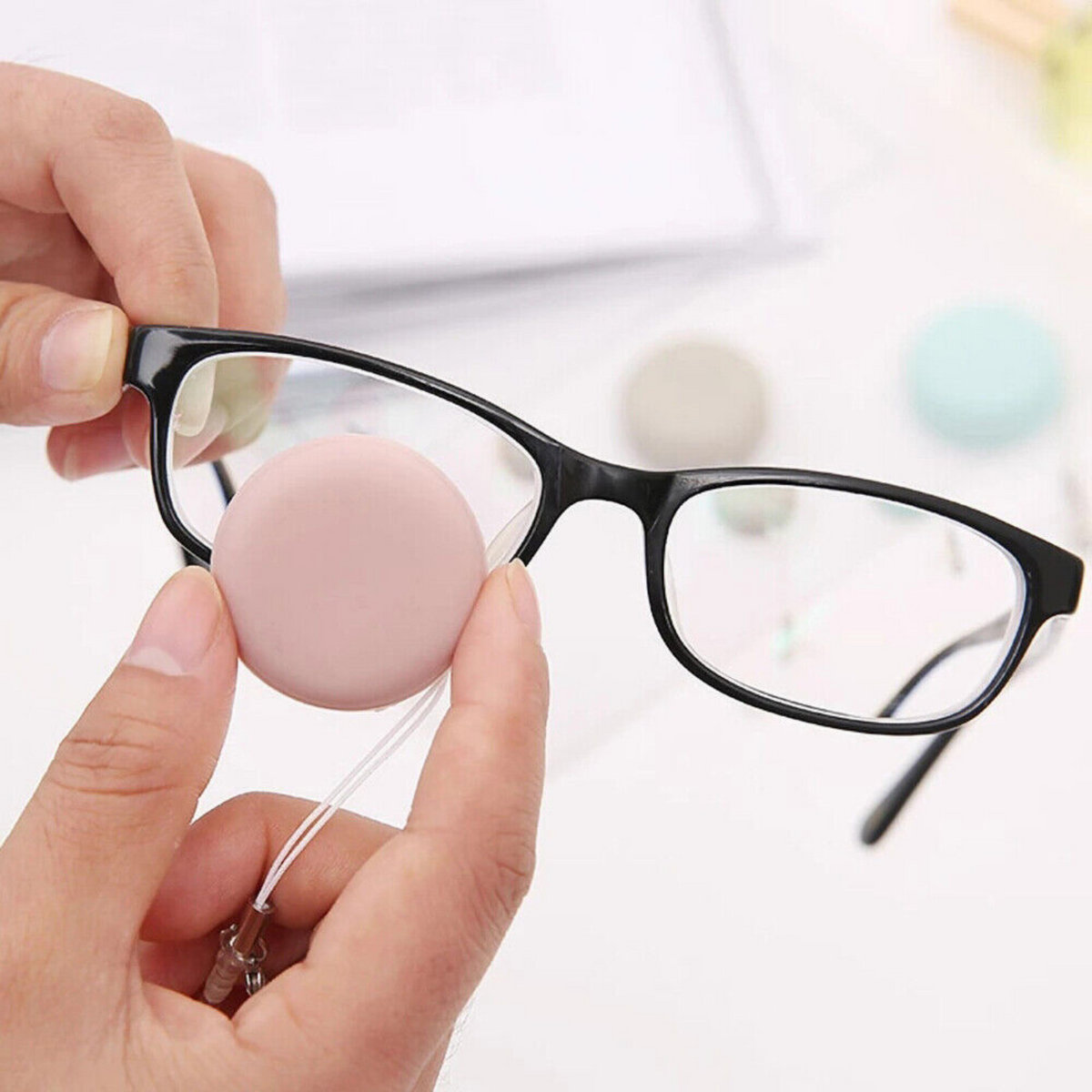 Pink Cleaning Candy Color Macaron Shaped Mobile Phone Screen Lens Glasses Wipe