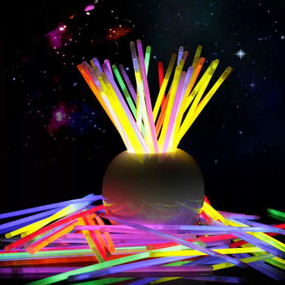 200x Glow Sticks Light No Flame Colour Mixed Glow Party