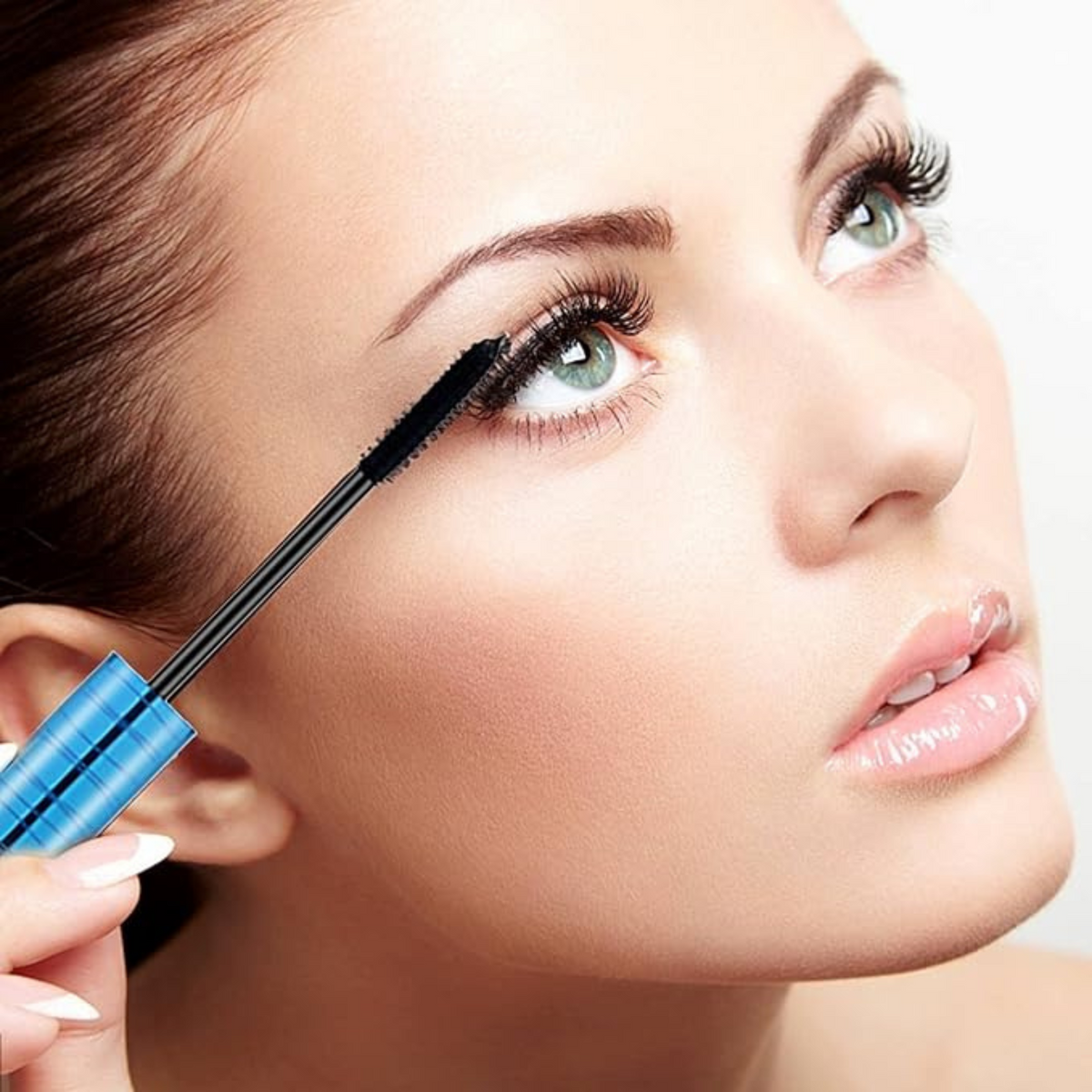 Primelash Mascara for Seniors Lengthening Natural Look Easy Grip Wand