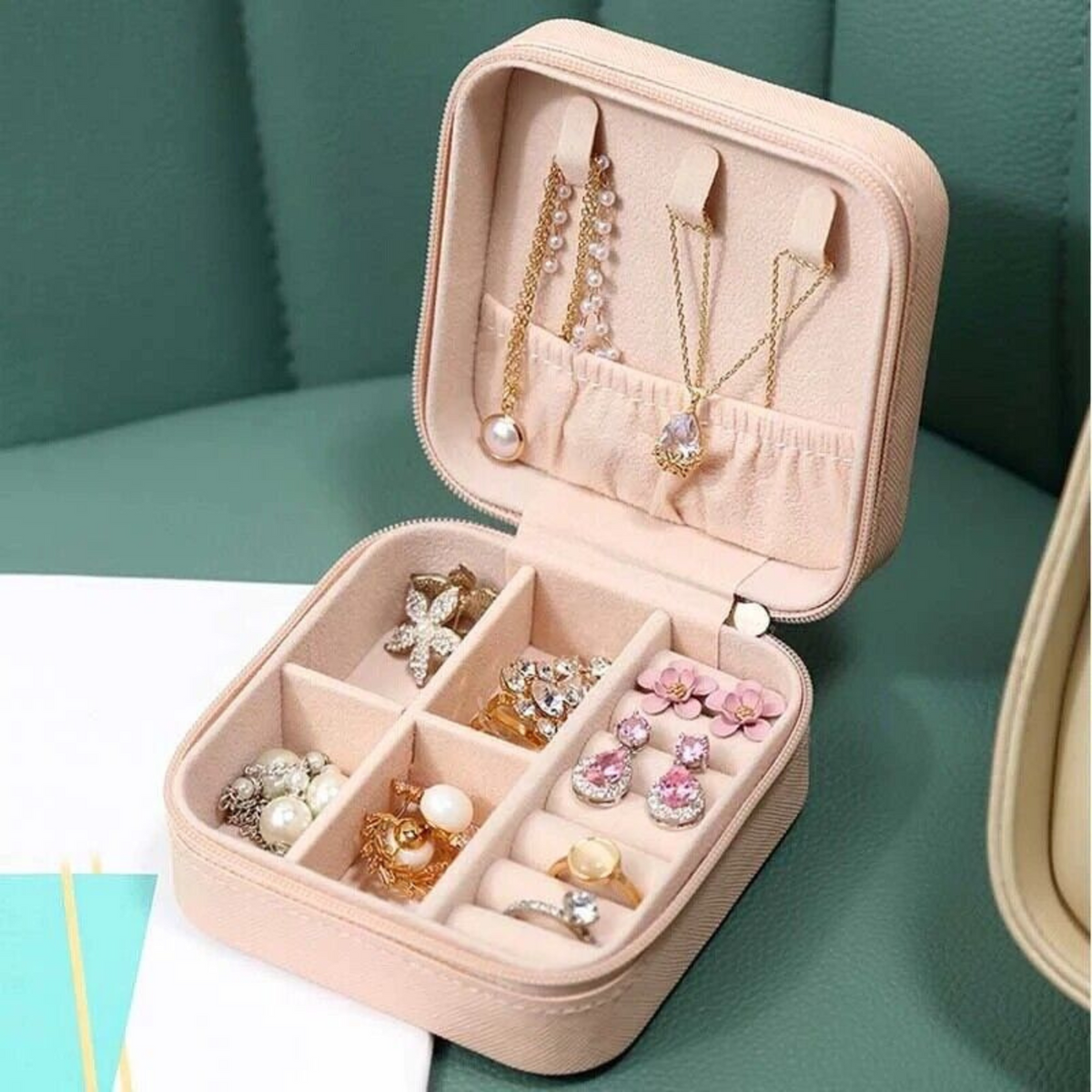 Pink Leather Organizer Portable Jewelry Box Travel Jewelry Ornaments Storage C