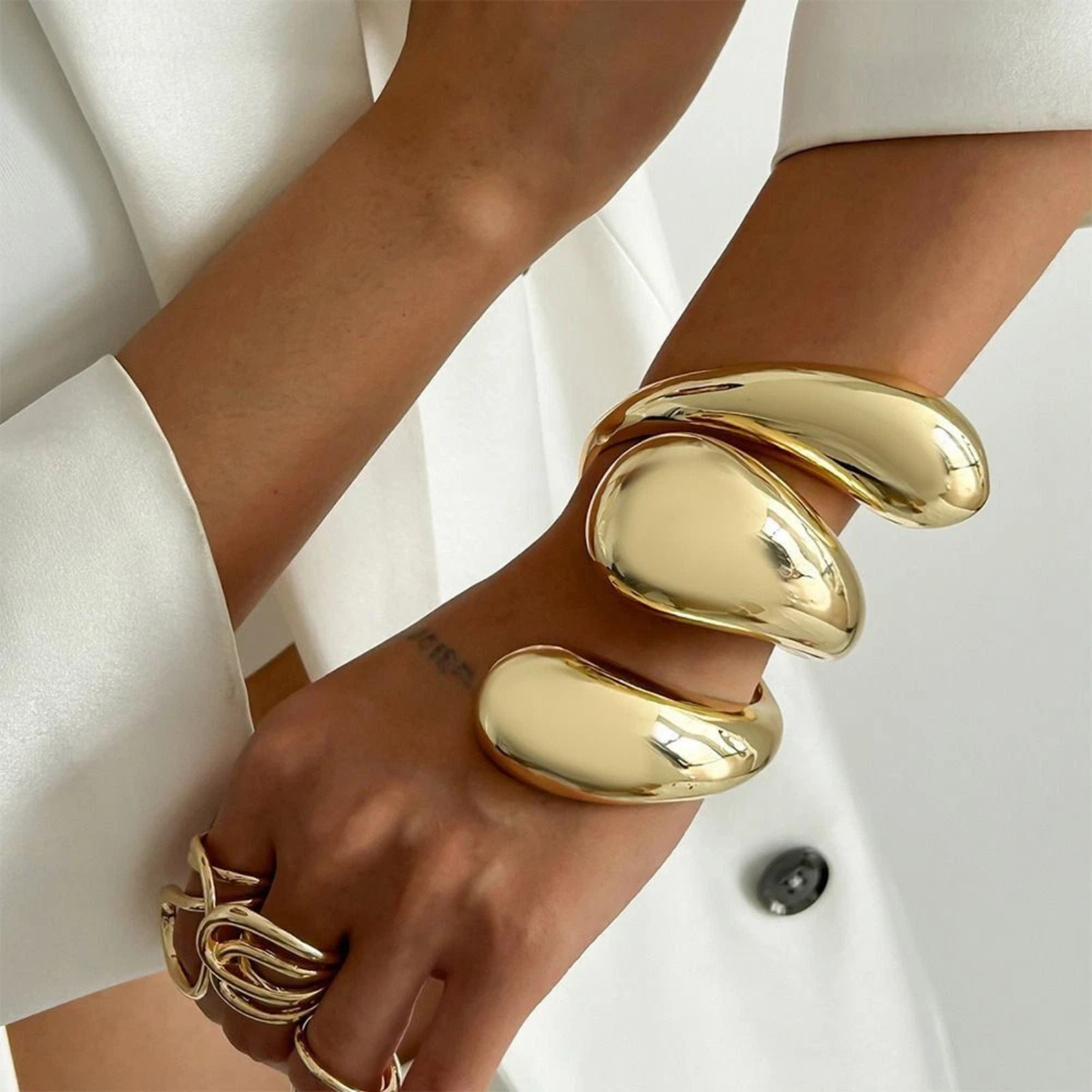 Gold Jewelry for Women Geometric Fashion Wide Metal Cuff Bracelet 01