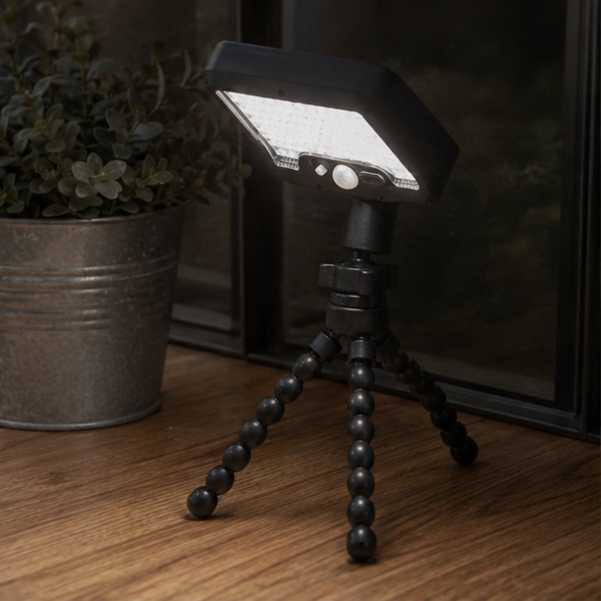 Black White Light Solar Motion Sensor Flood Light Octopus Tripod Outdoor