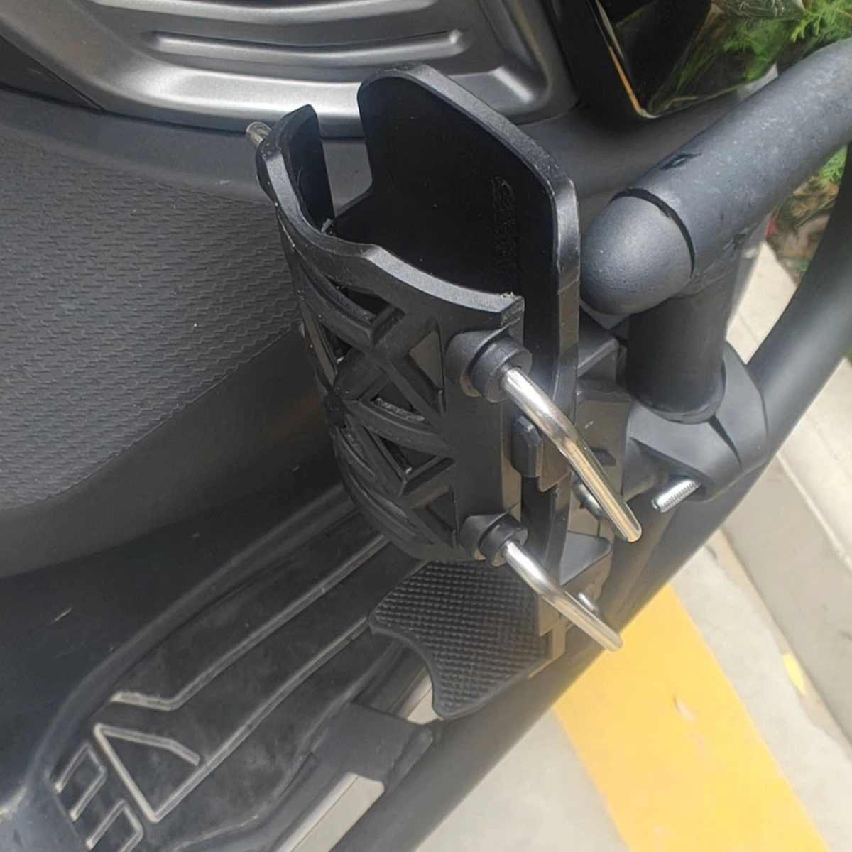 Self Adjusting Car Cup Holder Expander Rotating Base Universal Holder