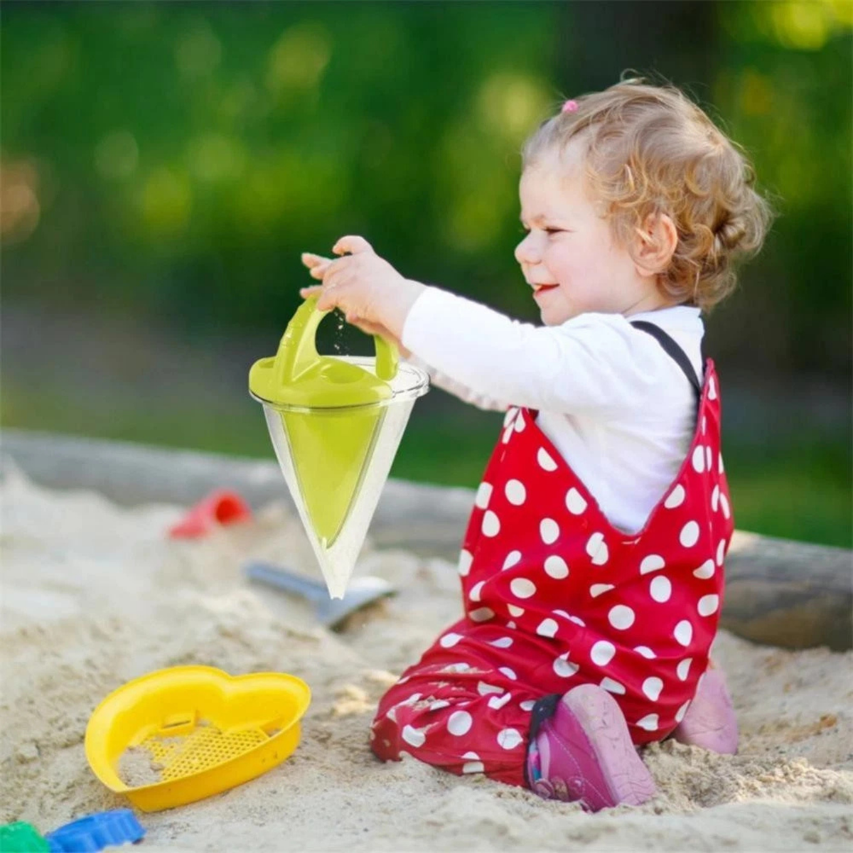 Spilling Funnel Sand Toy Beach Sand Castle Building Tool for Kids Outdoor Play