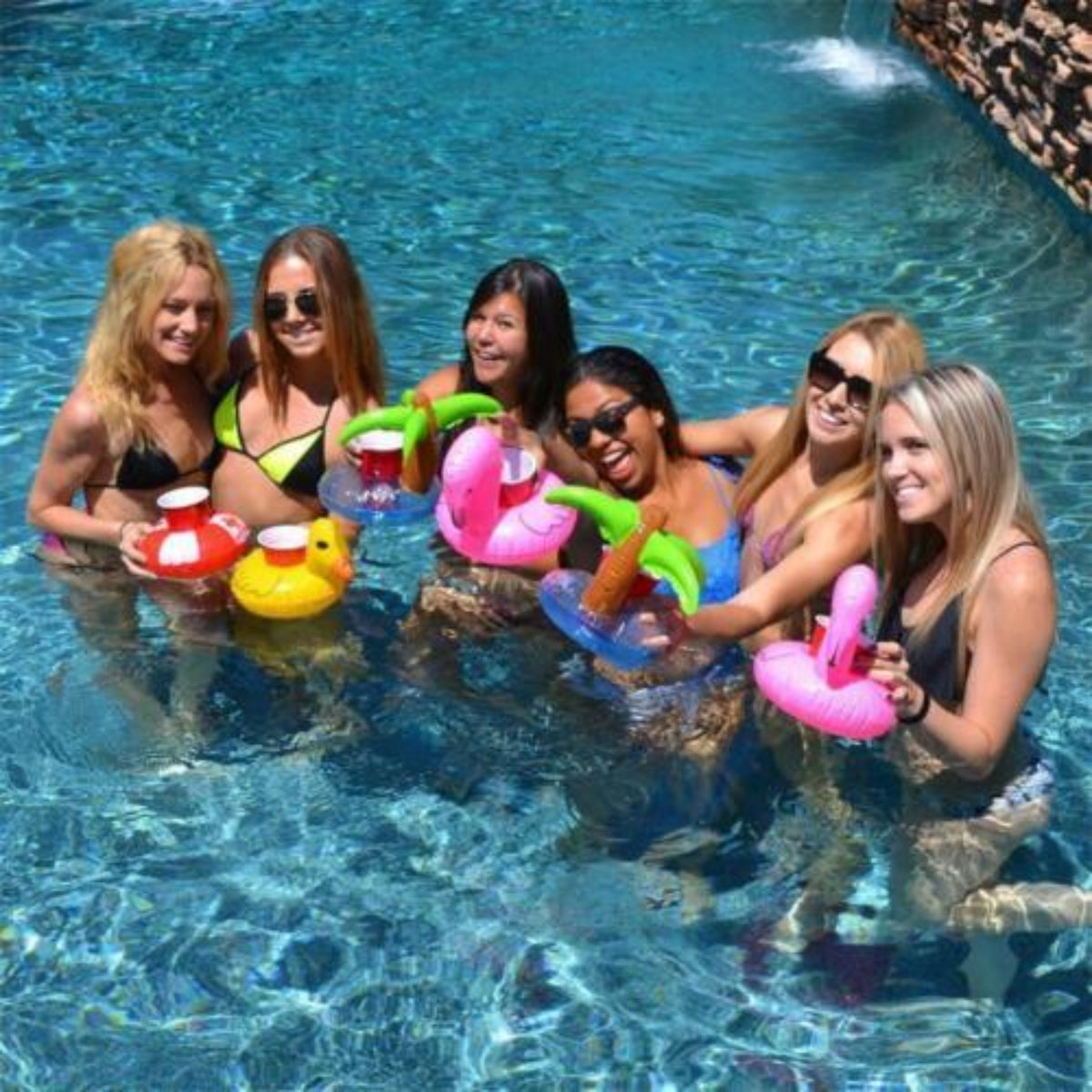 Inflatable Floating Drink Cup Can Beer Holder Flamingo Swimming Pool Beach Party