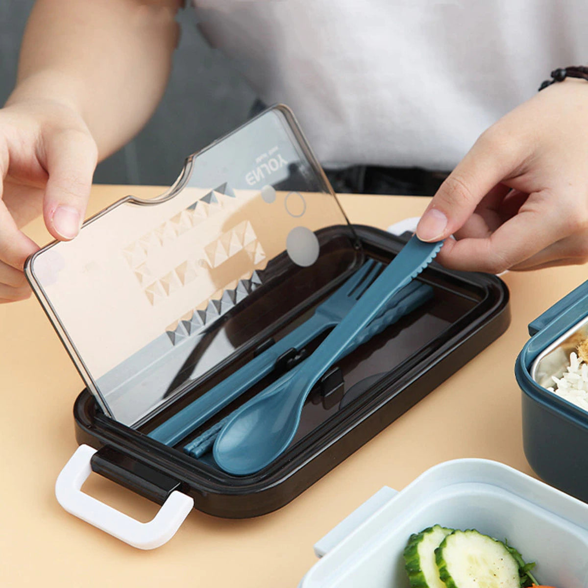 Leakproof Students Lunch Bento Box Food Container Microwave Box With Dinnerware