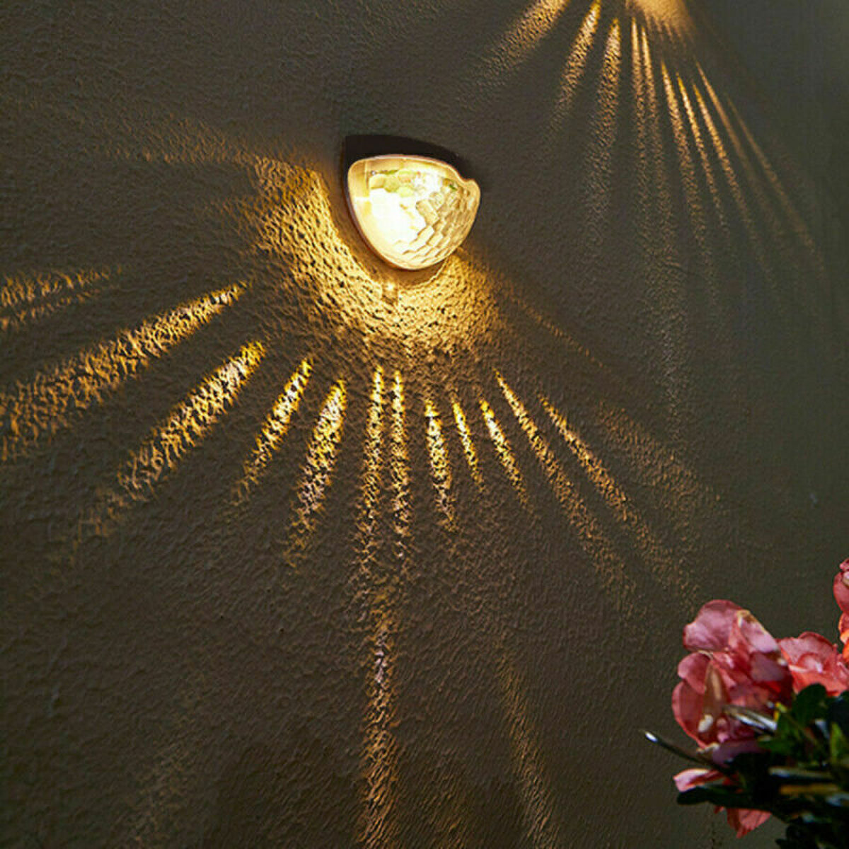 Black Shell Solar Powered LED Wall Door Lights Outdoor Garden Lamp Light